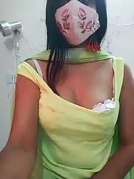 Snapshot of The_brutegodddess chatting on 02.02.25 The brutegodddess online show from 02.02.25