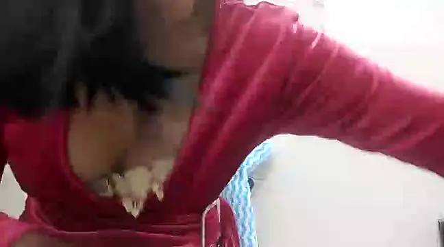 Snapshot of The_brutegodddess chatting on 03.04.25 The brutegodddess online show from 03.04.25