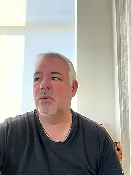 Snapshot of aarosteev2 chatting on 12.02.24 aarosteev2 online show from 12.02.24