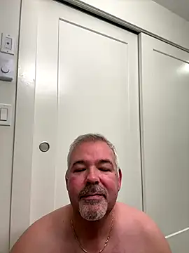 Snapshot of aarosteev2 chatting on 12.03.24 aarosteev2 online show from 12.03.24