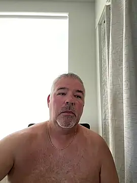 Snapshot of aarosteev2 chatting on 02.05.25 aarosteev2 online show from 02.05.25