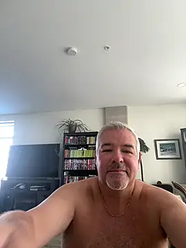 Snapshot of aarosteev2 chatting on 02.24.25 aarosteev2 online show from 02.24.25