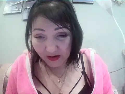 ClaireSunset online show from 12.22.24