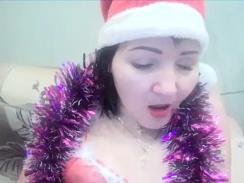 ClaireSunset online show from 12.23.24