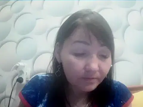 Snapshot of ClaireSunset chatting on 12.20.25 ClaireSunset online show from 12.20.25