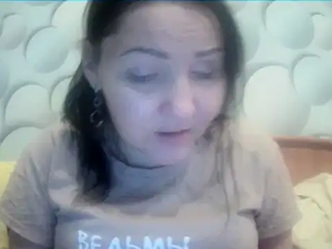 Snapshot of ClaireSunset chatting on 02.23.26 ClaireSunset online show from 02.23.26