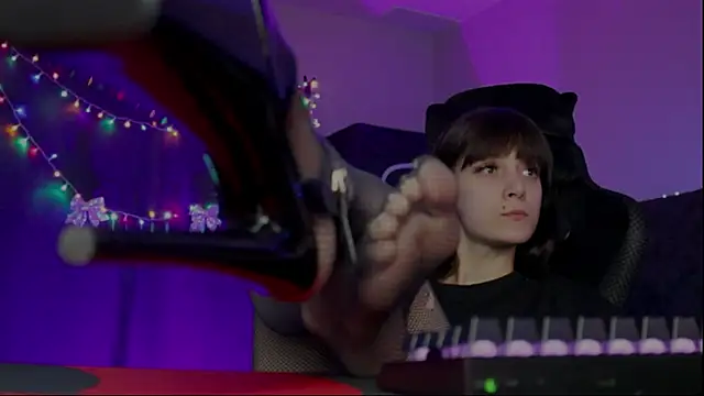 Snapshot of Kathleen_Meow chatting on 01.14.25 Kathleen Meow online show from 01.14.25