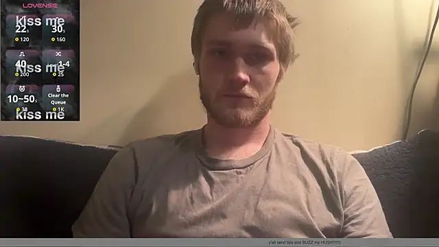 Snapshot of anomalies_ig chatting on 12.22.25 anomalies ig online show from 12.22.25