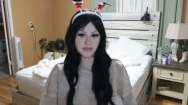 TexasTattooedHouseWife online show from 12.15.25