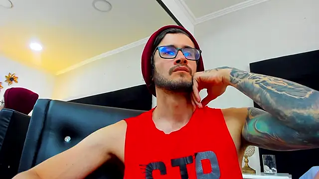 Loggan donnelly online show from 02.17.25