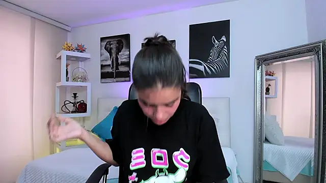 Snapshot of lissbrown chatting on 01.16.26 lissbrown online show from 01.16.26