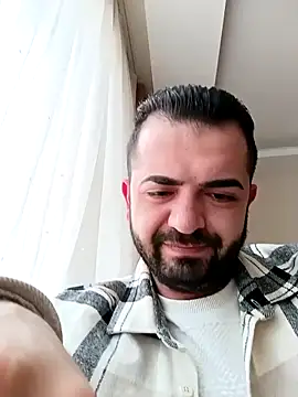 Snapshot of cshn001 chatting on 12.08.24 cshn001 online show from 12.08.24