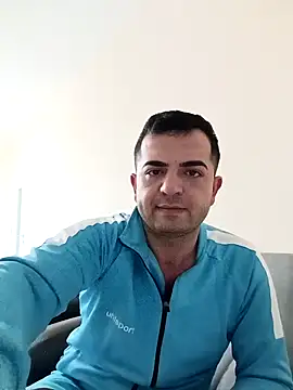 Snapshot of cshn001 chatting on 12.19.24 cshn001 online show from 12.19.24