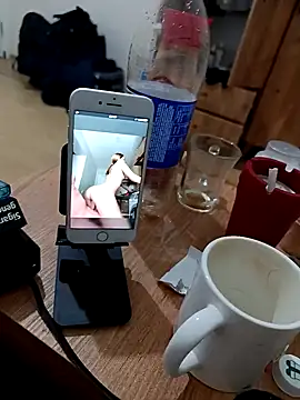 Snapshot of cshn001 chatting on 02.09.25 cshn001 online show from 02.09.25