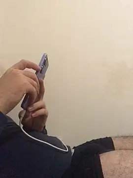 Snapshot of cshn001 chatting on 02.12.25 cshn001 online show from 02.12.25