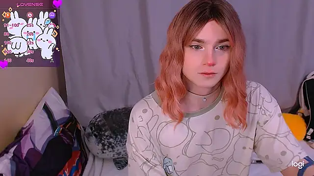 Snapshot of Alice_Hells chatting on 12.14.24 Alice Hells online show from 12.14.24