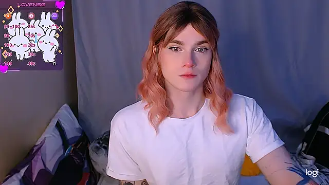 Snapshot of Alice_Hells chatting on 12.27.24 Alice Hells online show from 12.27.24