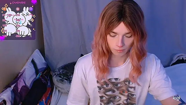 Snapshot of Alice_Hells chatting on 12.28.24 Alice Hells online show from 12.28.24