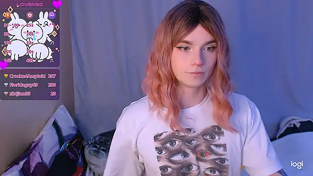 Snapshot of Alice_Hells chatting on 12.28.24 Alice Hells online show from 12.28.24