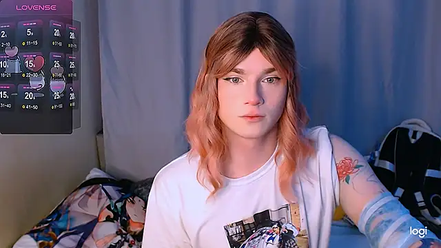 Snapshot of Alice_Hells chatting on 01.18.25 Alice Hells online show from 01.18.25