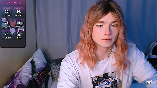 Snapshot of Alice_Hells chatting on 01.19.25 Alice Hells online show from 01.19.25