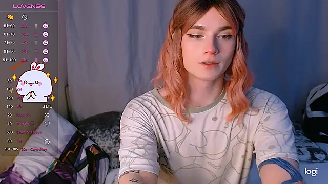 Snapshot of Alice_Hells chatting on 02.01.25 Alice Hells online show from 02.01.25