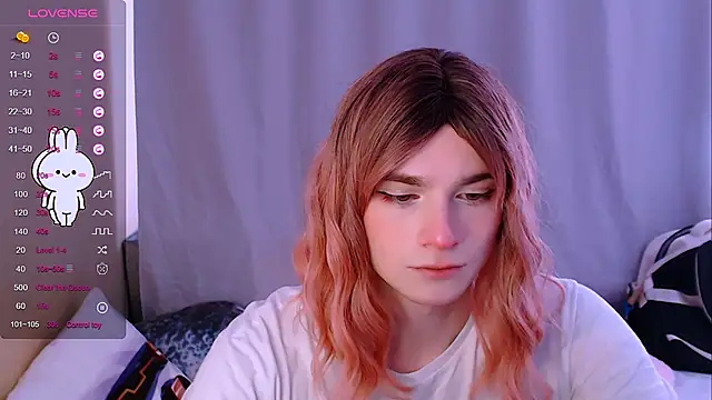 Snapshot of Alice_Hells chatting on 02.20.25 Alice Hells online show from 02.20.25