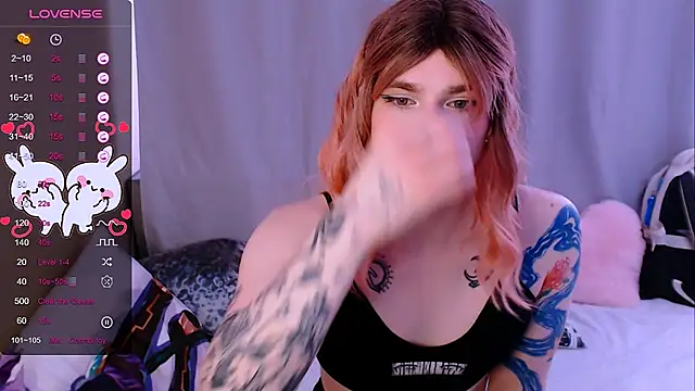 Snapshot of Alice_Hells chatting on 02.21.25 Alice Hells online show from 02.21.25