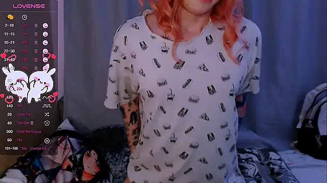 Snapshot of Alice_Hells chatting on 03.10.25 Alice Hells online show from 03.10.25