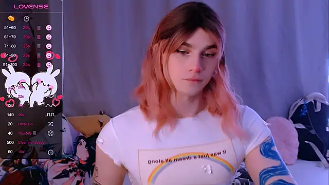 Snapshot of Alice_Hells chatting on 09.10.25 Alice Hells online show from 09.10.25