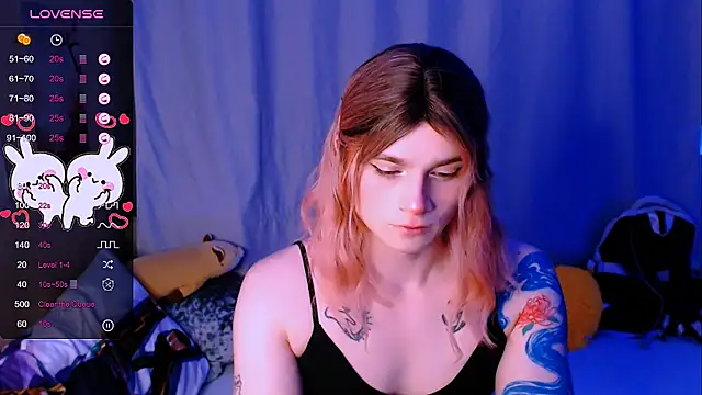 Snapshot of Alice_Hells chatting on 11.09.25 Alice Hells online show from 11.09.25