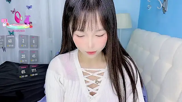 Snapshot of -Wendy__ chatting on 01.12.26 -Wendy online show from 01.12.26