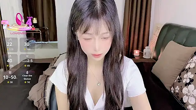 Snapshot of -Wendy__ chatting on 07.05.26 -Wendy online show from 07.05.26