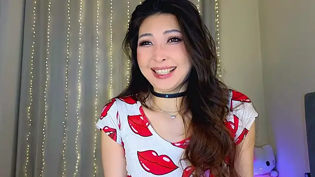 Snapshot of honey_yani chatting on 02.28.26 honey yani online show from 02.28.26