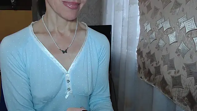 Snapshot of Pepper_mur chatting on 11.16.25 Pepper mur online show from 11.16.25