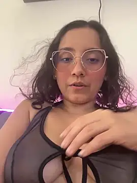 Snapshot of Kay_LustyWife chatting on 03.08.25 Kay LustyWife online show from 03.08.25