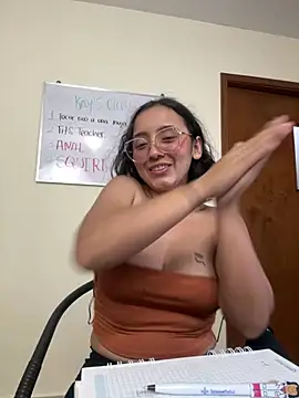 Snapshot of Kay_LustyWife chatting on 03.14.25 Kay LustyWife online show from 03.14.25