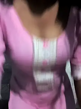 Snapshot of NEETU-89 chatting on 11.23.25 NEETU-89 online show from 11.23.25