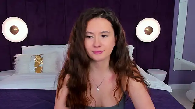 milaleoneli online show from 02.16.25