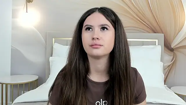 milaleoneli online show from 09.16.25