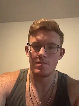 Snapshot of freckledginger369 chatting on 12.18.25 freckledginger369 online show from 12.18.25