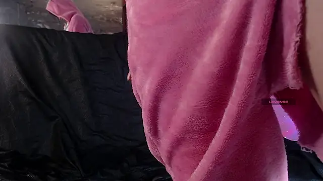 Seeet lilith online show from 12.04.24