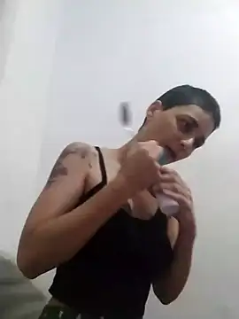 Snapshot of Luci_foxx chatting on 01.14.25 Luci foxx online show from 01.14.25