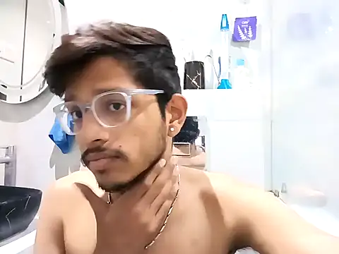 Snapshot of skinnyyyyyyyyy chatting on 02.02.25 skinnyyyyyyyyy online show from 02.02.25