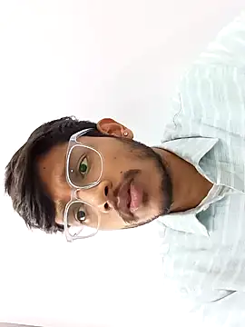 Snapshot of skinnyyyyyyyyy chatting on 02.05.25 skinnyyyyyyyyy online show from 02.05.25