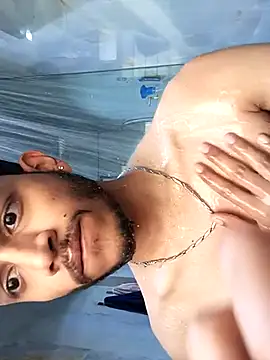 Snapshot of skinnyyyyyyyyy chatting on 03.02.25 skinnyyyyyyyyy online show from 03.02.25