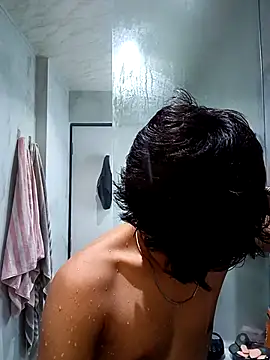 Snapshot of skinnyyyyyyyyy chatting on 09.24.25 skinnyyyyyyyyy online show from 09.24.25