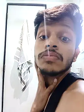 Snapshot of skinnyyyyyyyyy chatting on 09.29.25 skinnyyyyyyyyy online show from 09.29.25