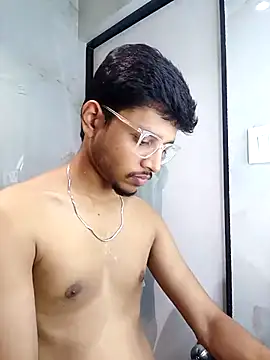 Snapshot of skinnyyyyyyyyy chatting on 10.15.25 skinnyyyyyyyyy online show from 10.15.25