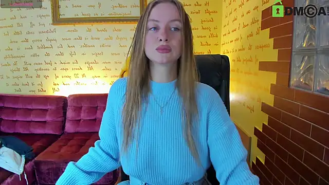 Snapshot of alexa_glory chatting on 10.28.25 alexa glory online show from 10.28.25